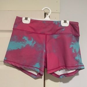 Born primitive spandex shorts